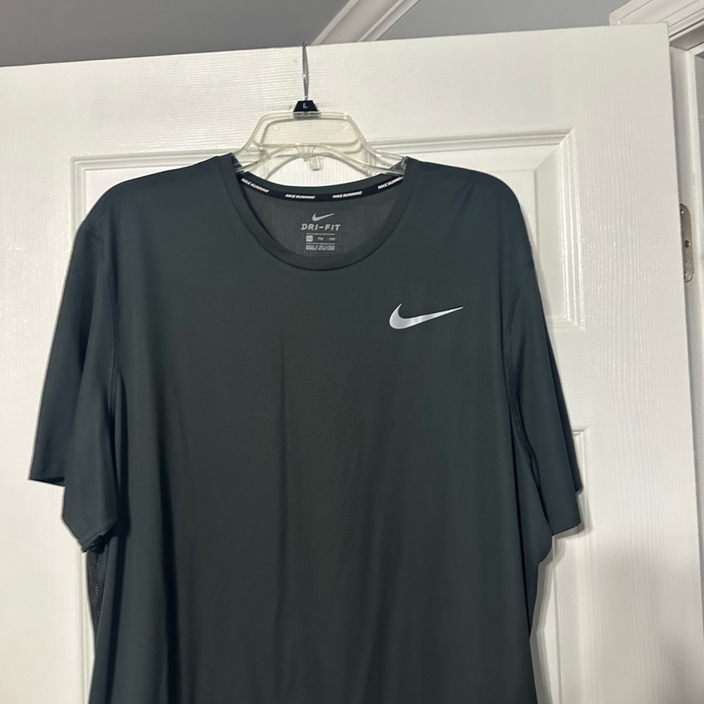 Mens Nike Running Dri-FIT Performance Tee - Picture 2 of 15